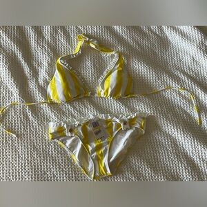 Jessica Simpson bikini